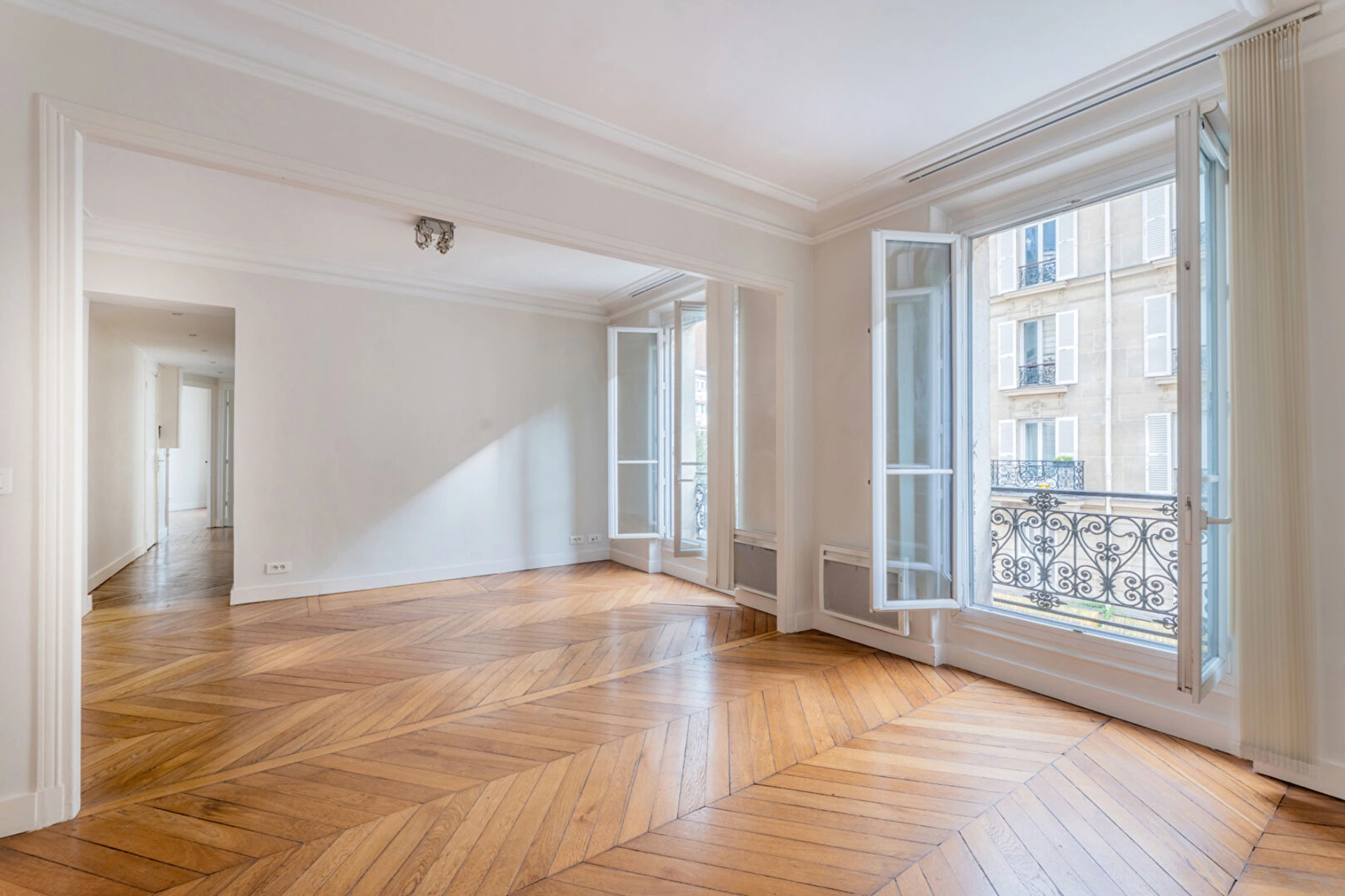 PARIS 18 - DAMRÉMONT 1