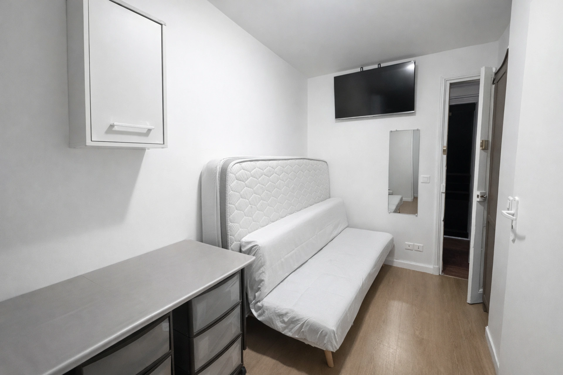 PARIS 15E - SAINT-CHARLES 2