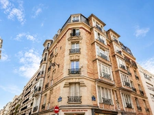 PARIS 15E - SAINT-CHARLES / CHARLES-MICHELS 4