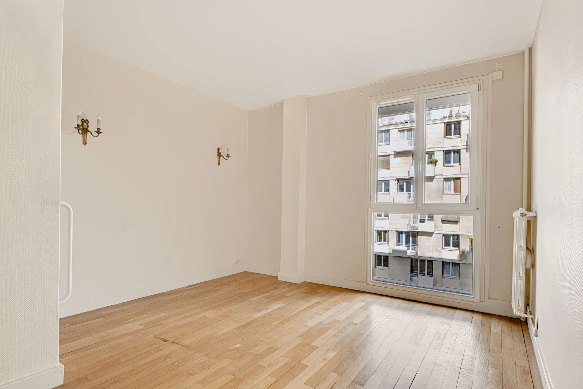 PARIS 15E - LOURMEL VARET 5