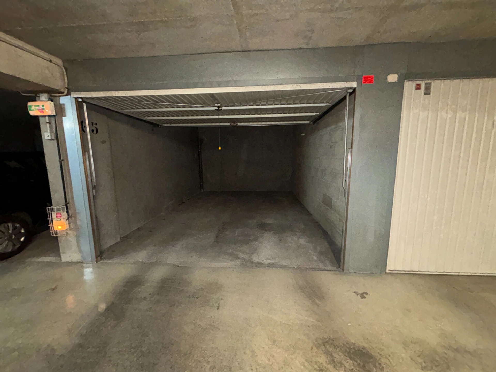 Parking / box Paris 1