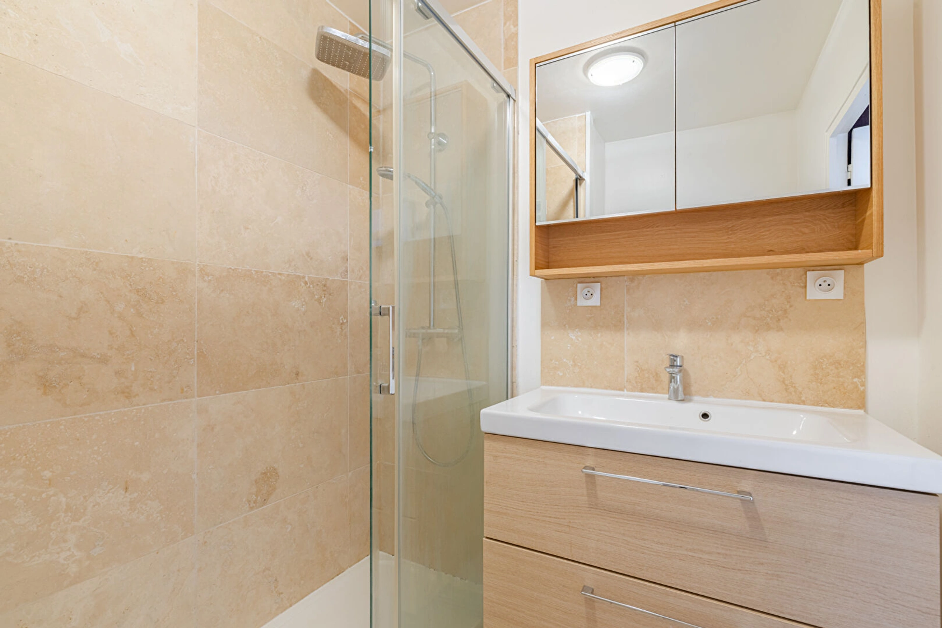 PARIS 15E - Rue de l'Église 6