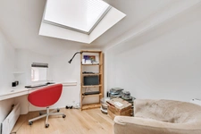 PARIS 15E - COMMERCE 8