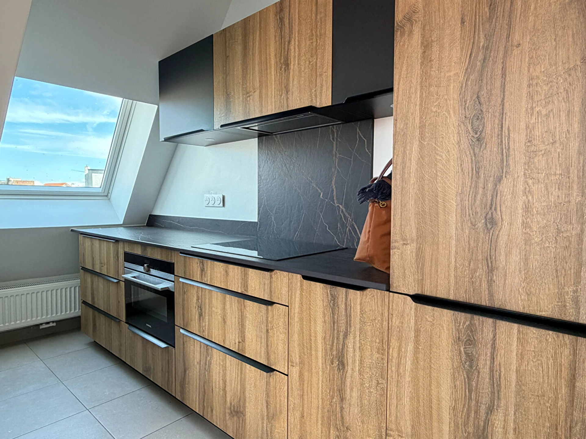 F3 loué meublé - Villa des Cerisiers - Issy-les-Moulineaux 8