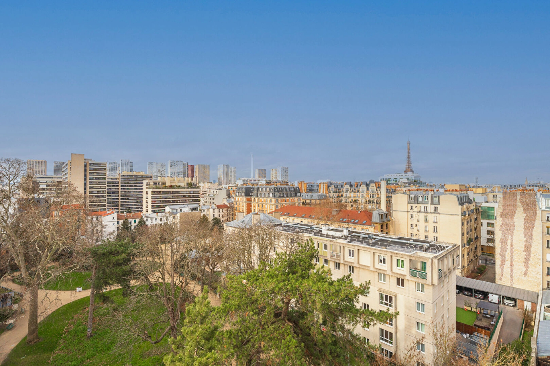 PARIS 15E - COMMERCE 5