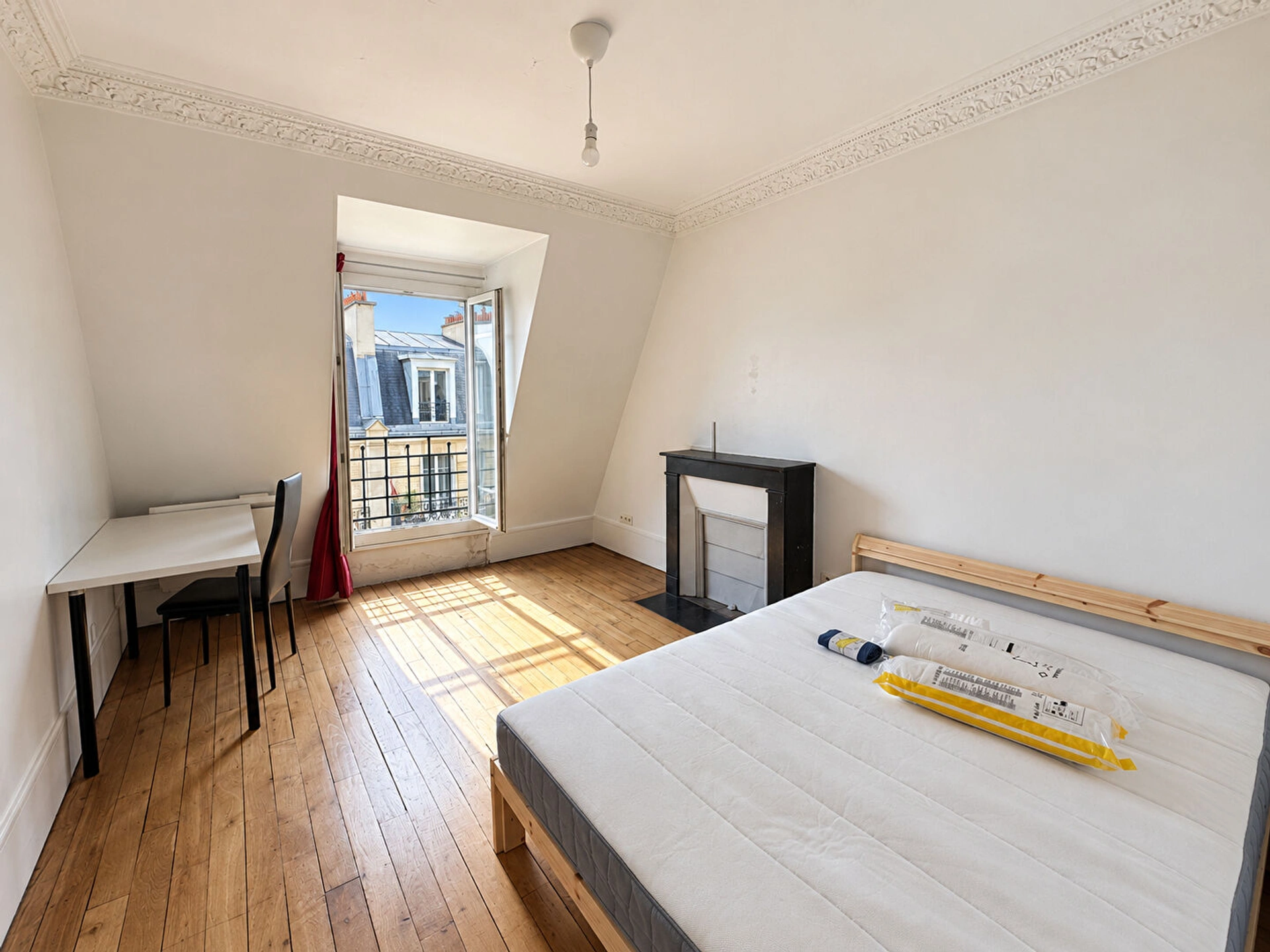 F2 loué meublé - Paris XV - Rue Beaugrenelle 4