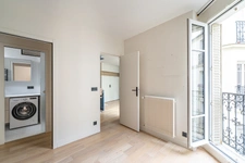 PARIS 15E - COMMERCE 6