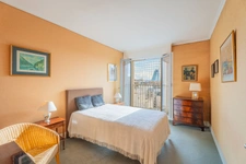 PARIS 15E - COMMERCE 6