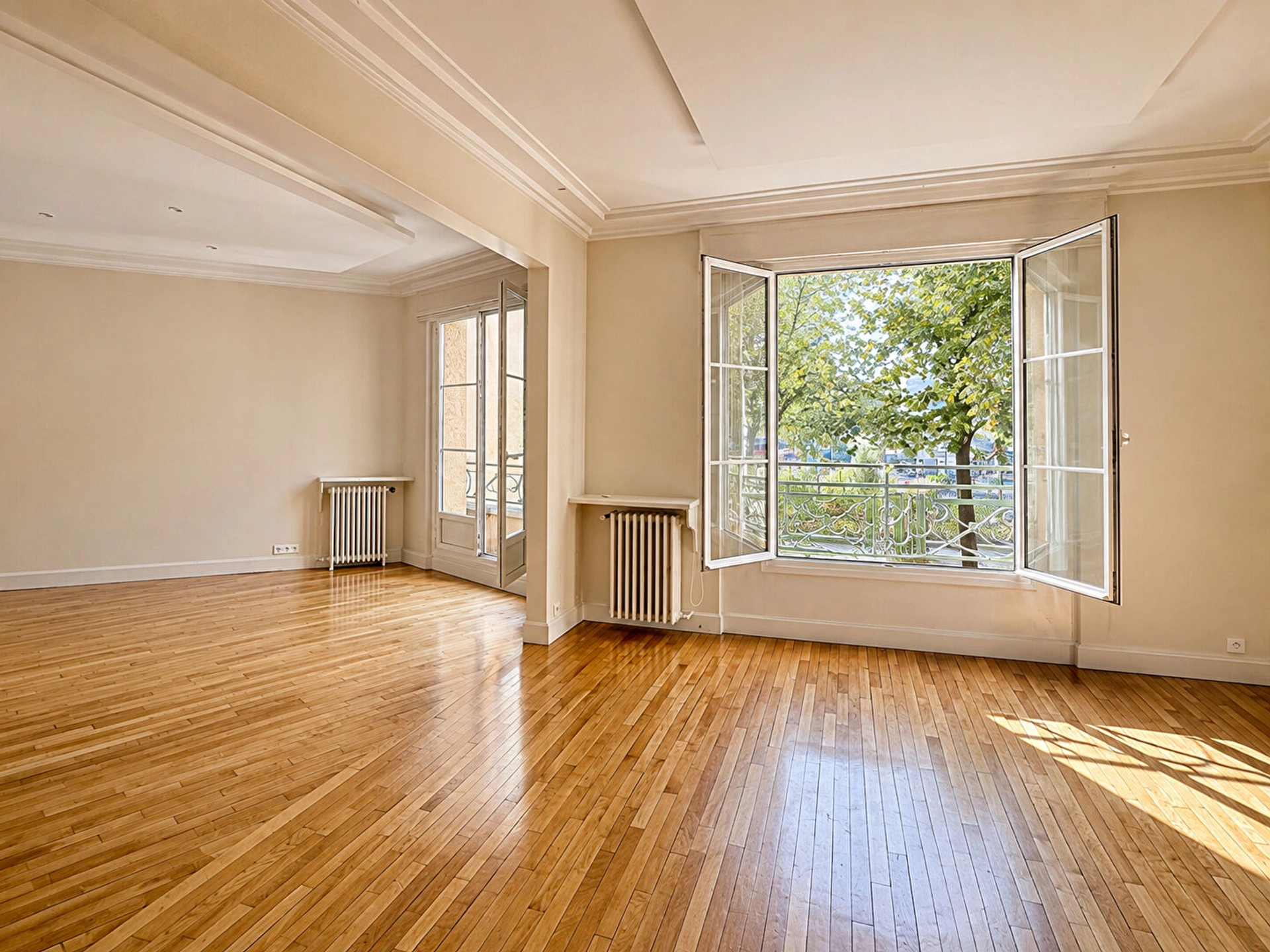 PARIS 15E - MIRABEAU JAVEL 5