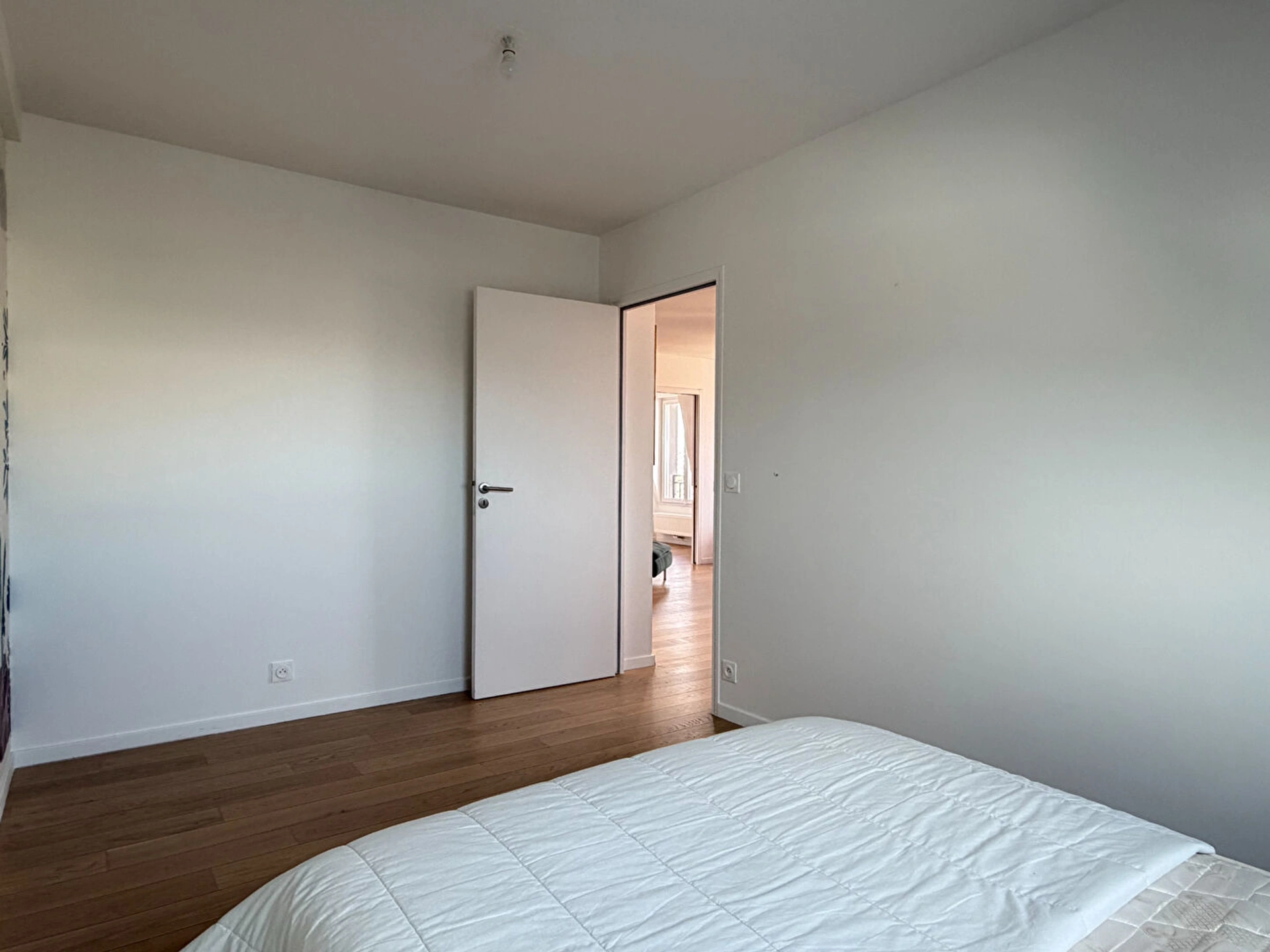 F3 loué non meublé - Villa des Cerisiers - Issy-les-Moulineaux 12