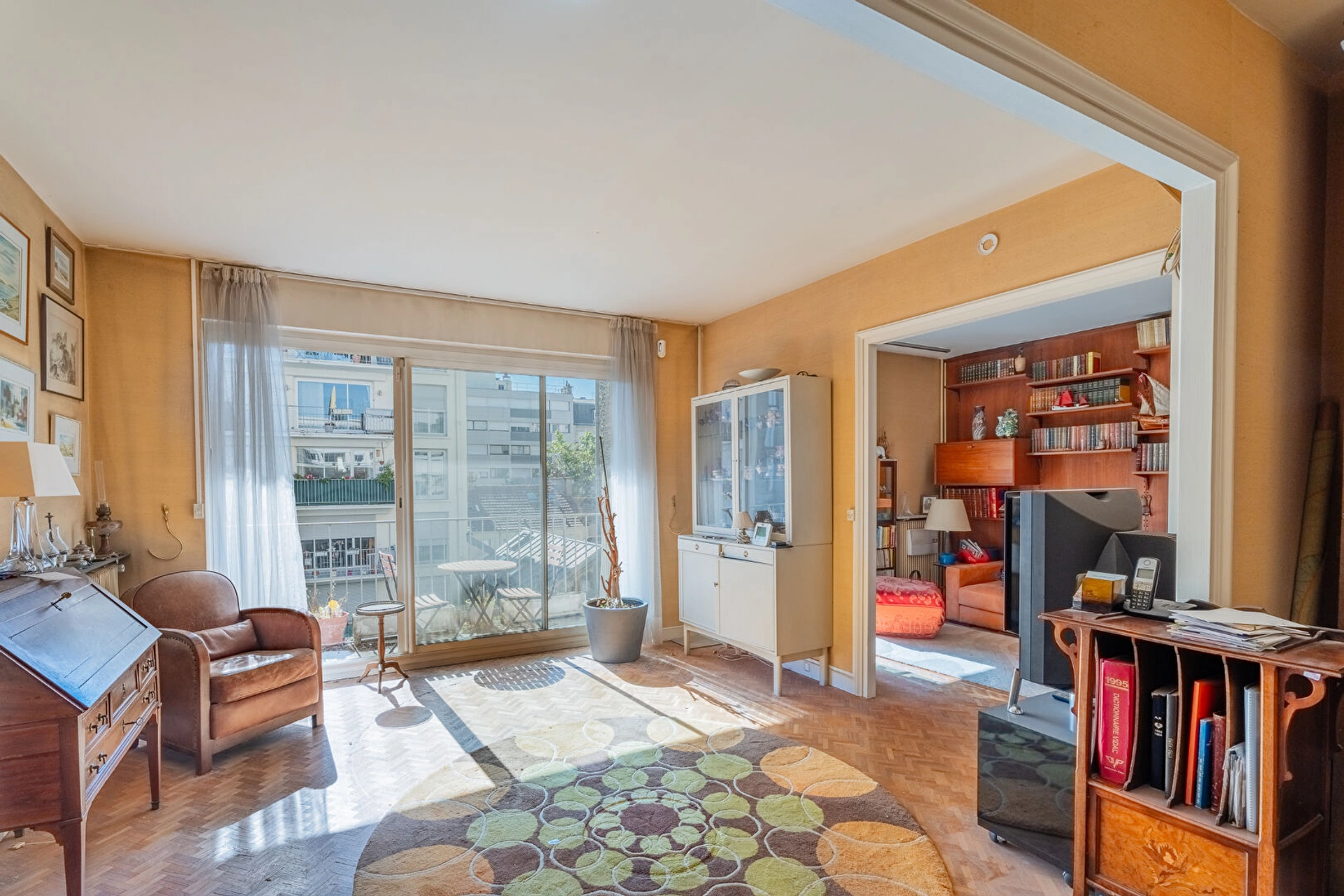 PARIS 15E - SAINT CHARLES 1