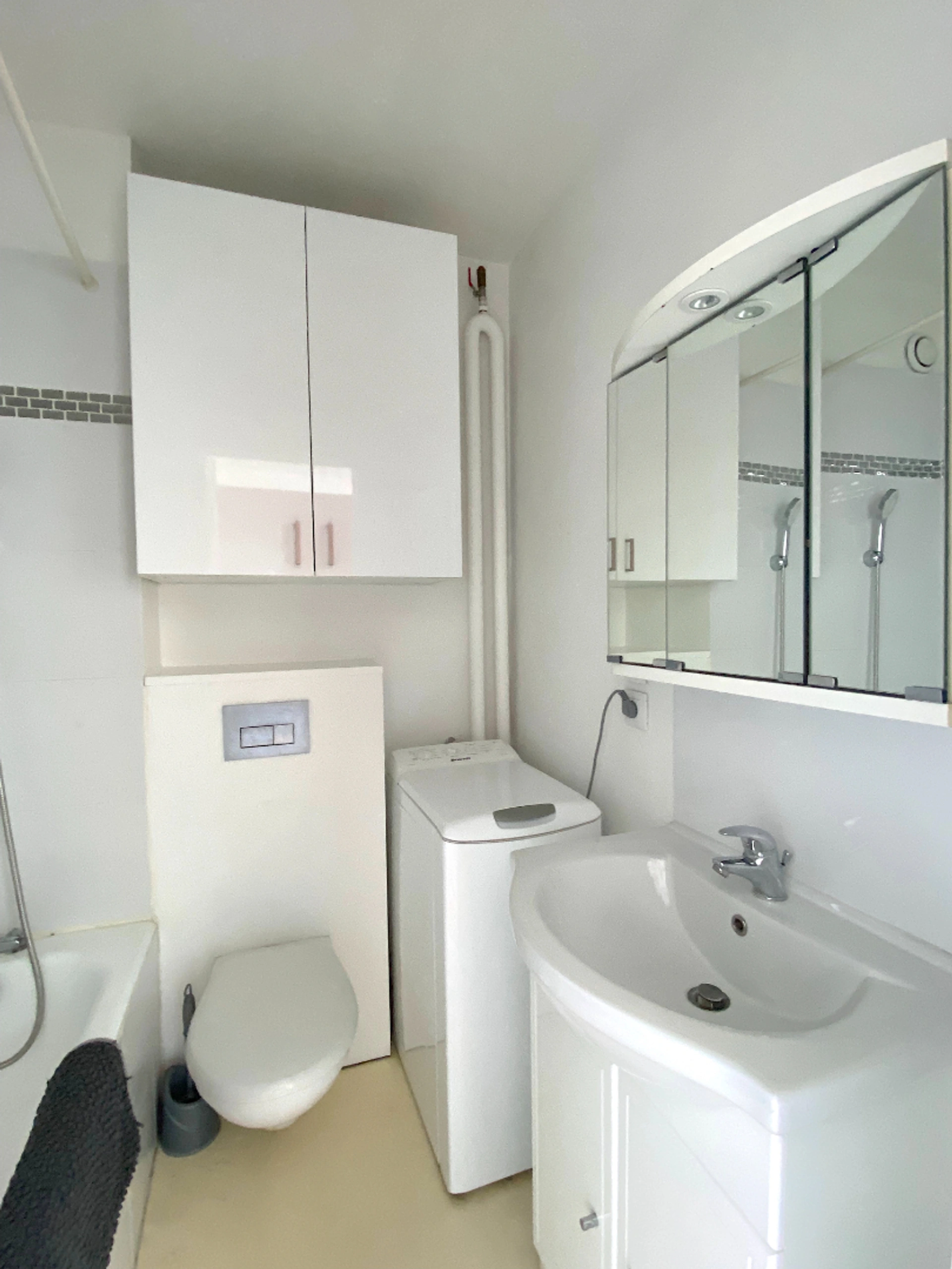 Studio meublé - Paris XV - Rue des Bergers 7