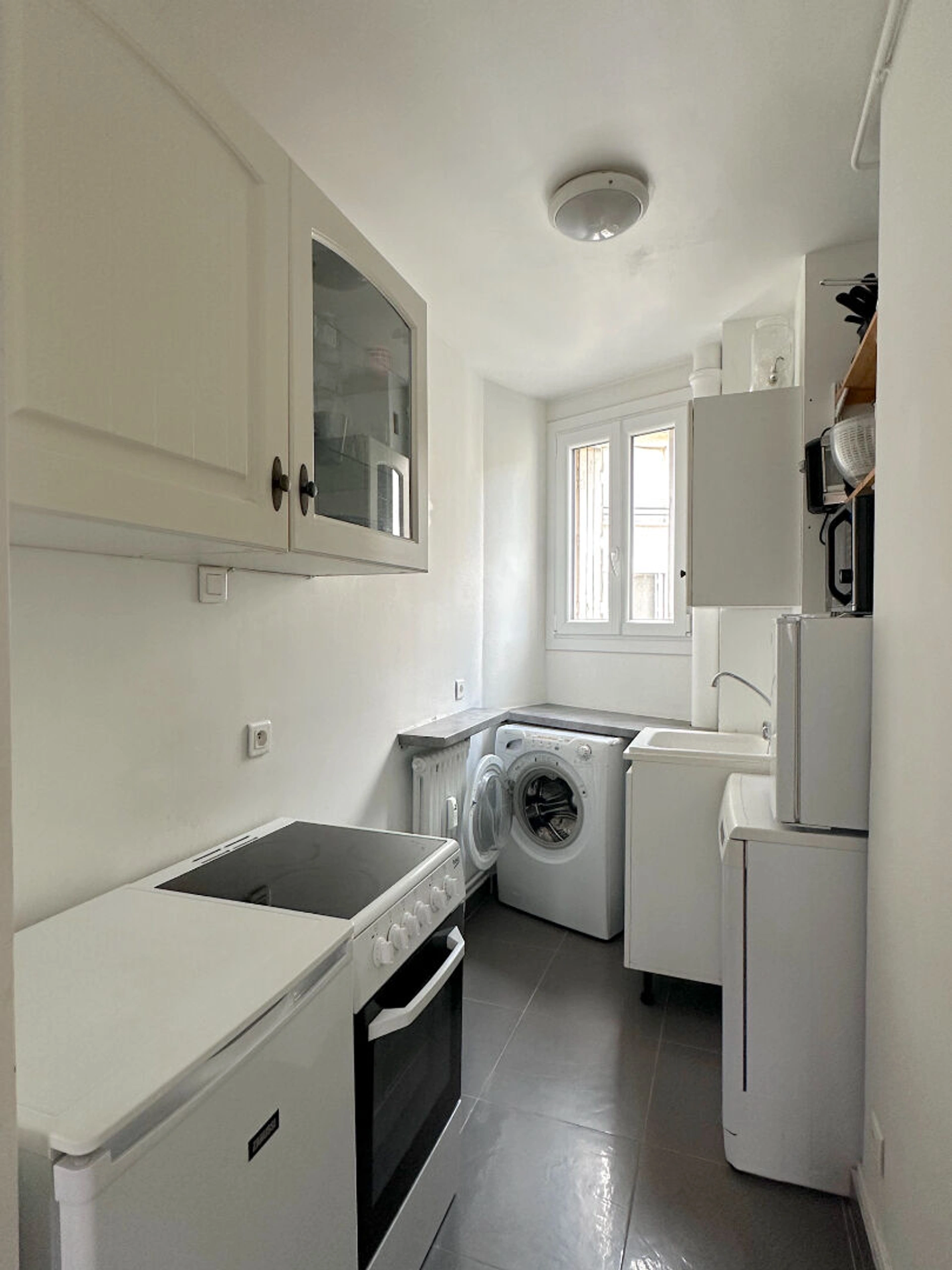F2-F3 meublé - Paris XV - Rue de Javel 6