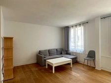 F2-F3 meublé - Paris XV - Rue de Javel 2