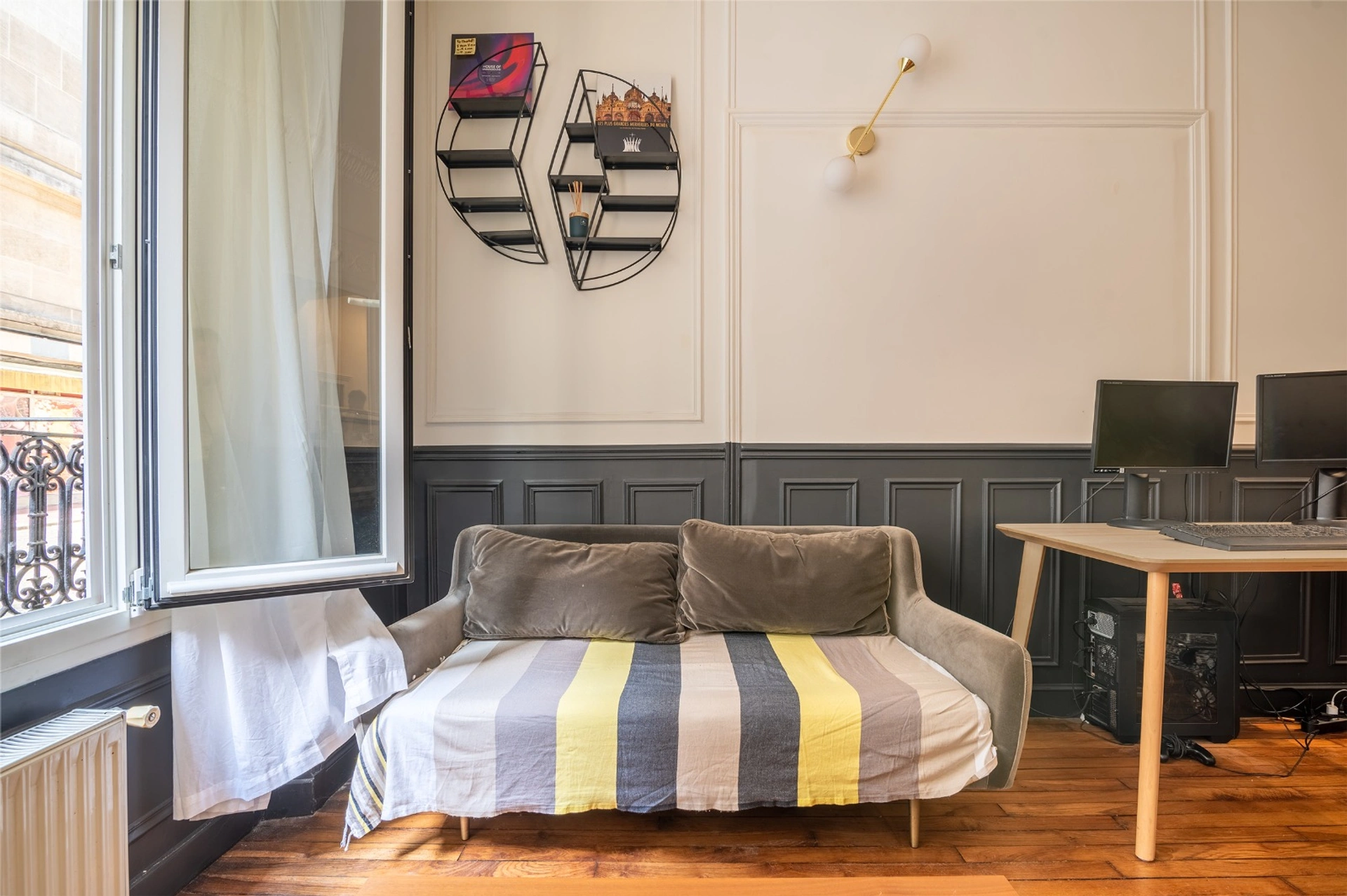 PARIS 18E - SIMPLON 4