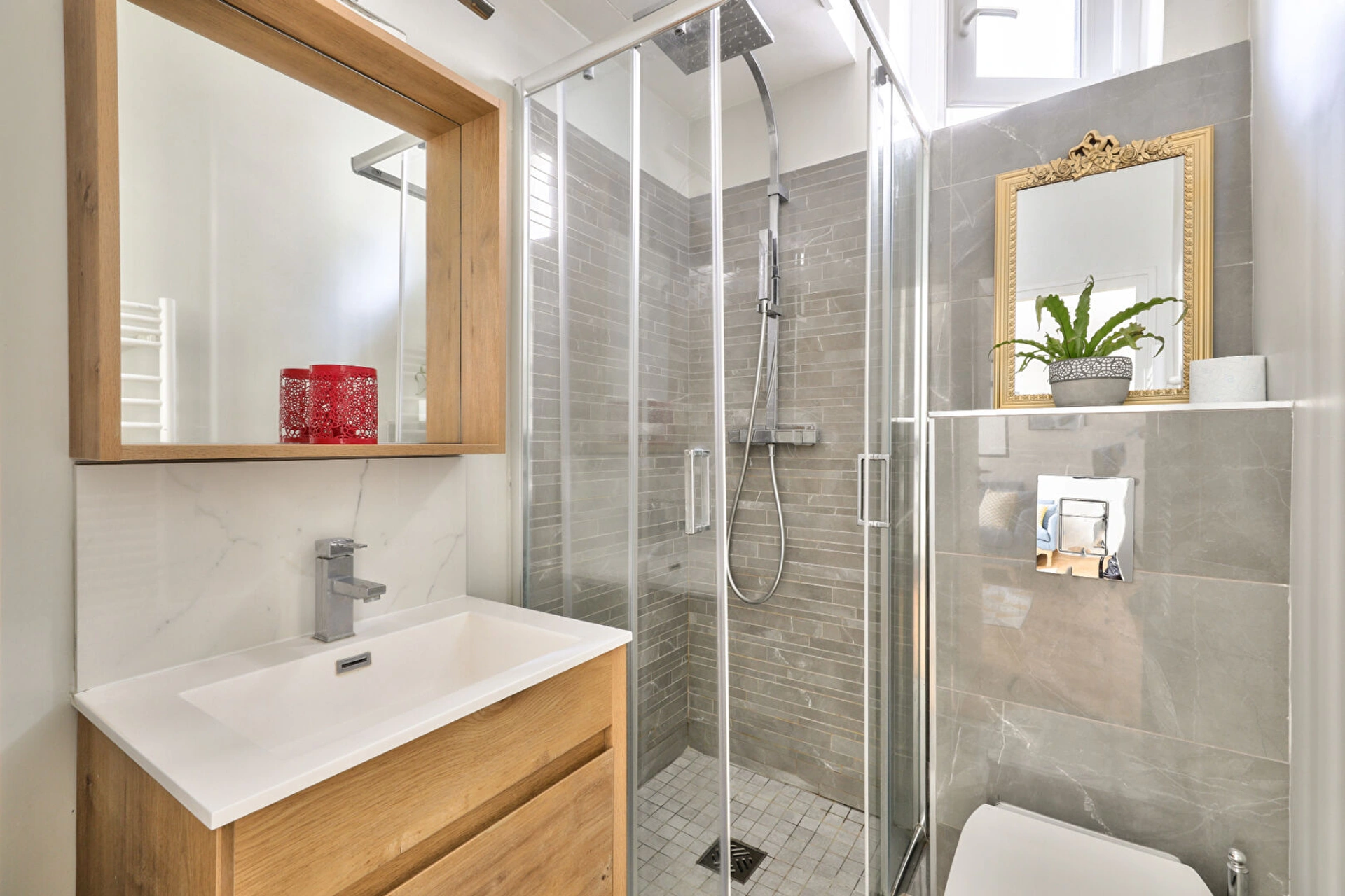 PARIS 8E - GEORGE V 13