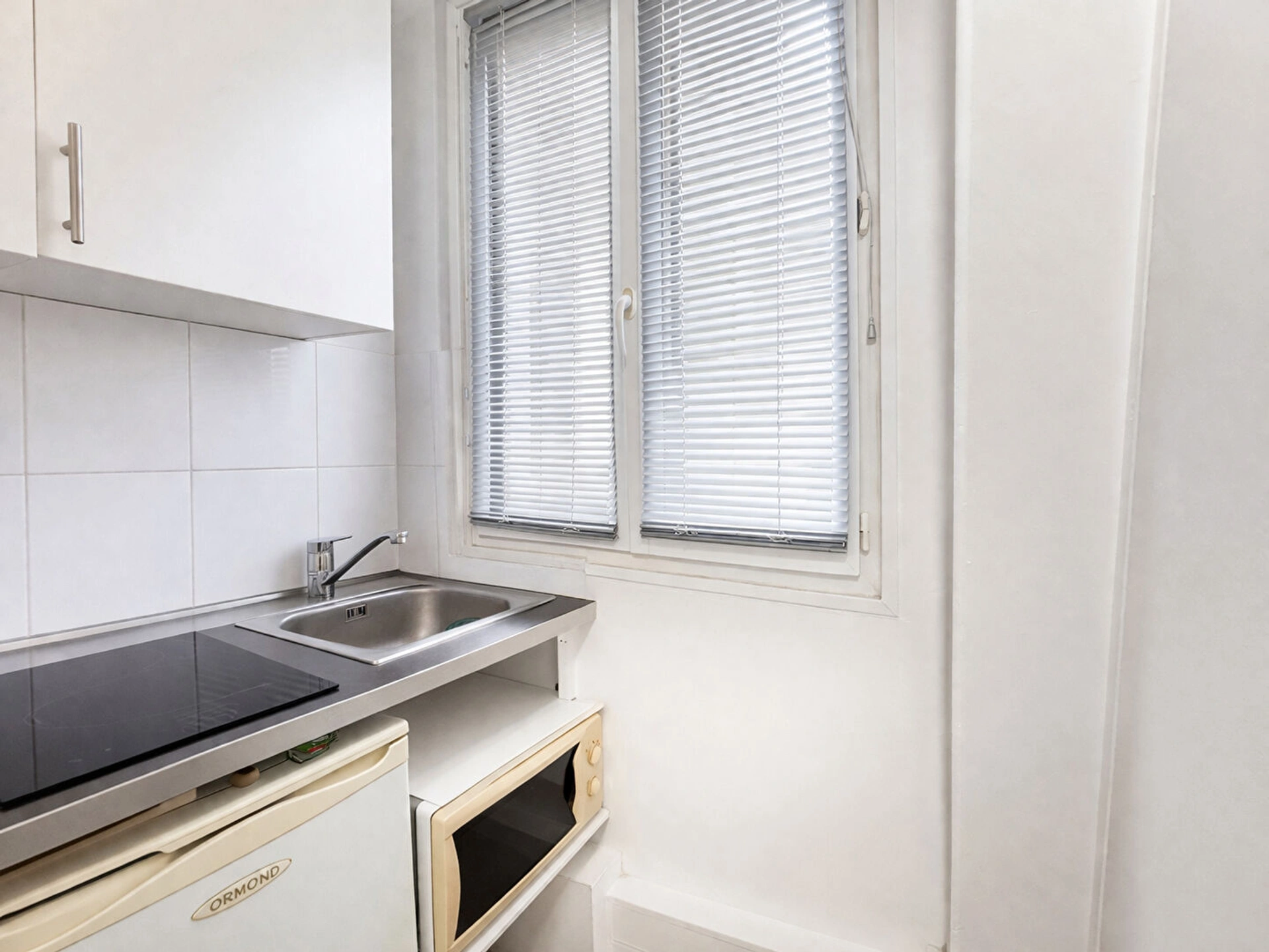 PARIS 15E - SAINT-CHARLES 3