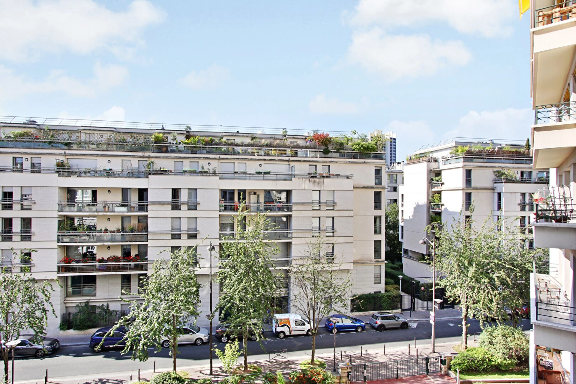 PARIS 15E - JAVEL / CHARLES MICHEL 9