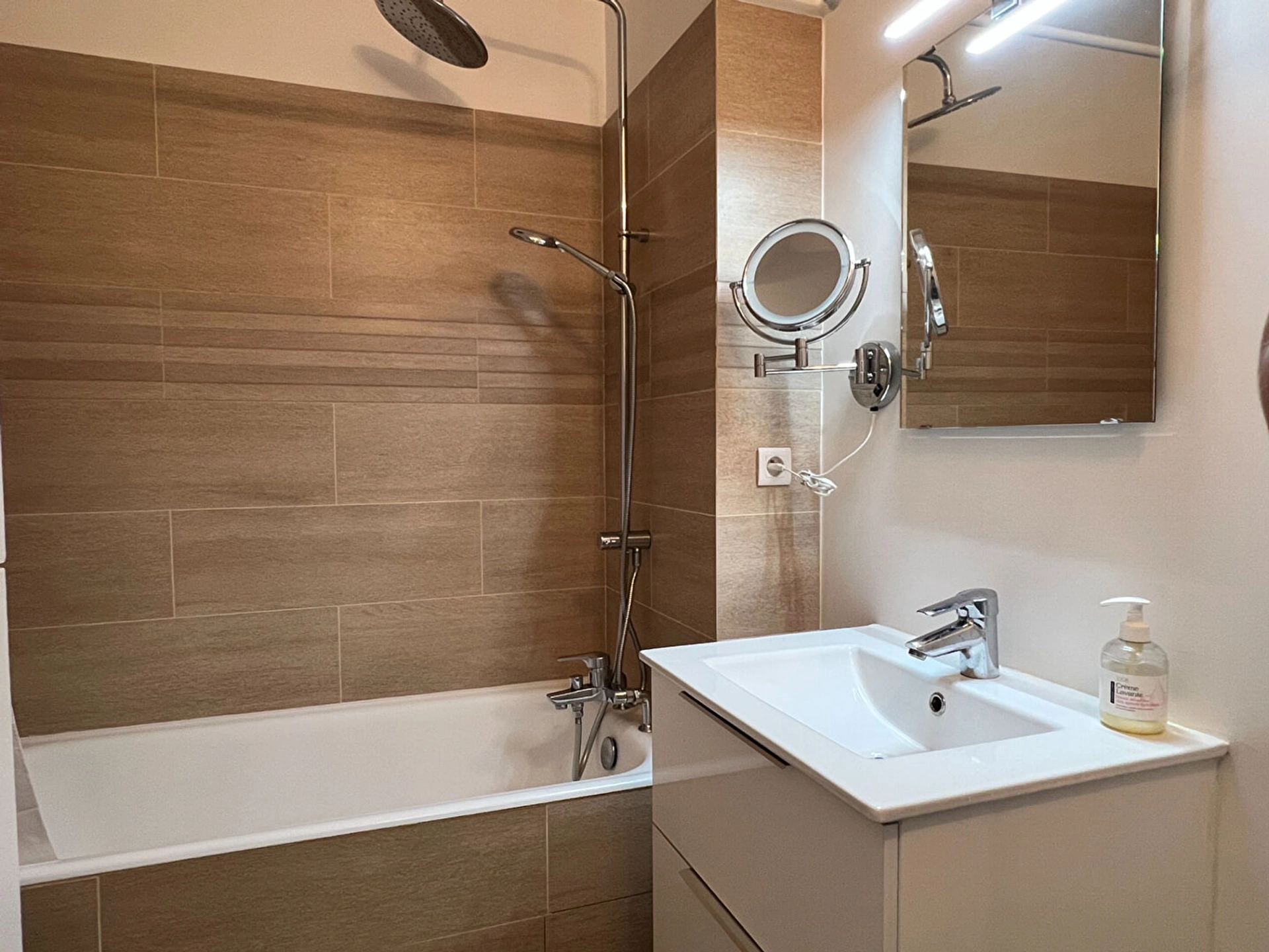 Studio meublé - Issy Les Moulineaux - Rue d'Erevan 6