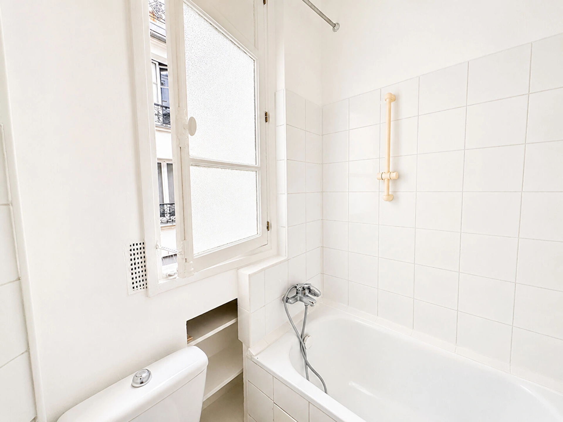 PARIS 15E - SAINT-CHARLES / CHARLES-MICHELS 7