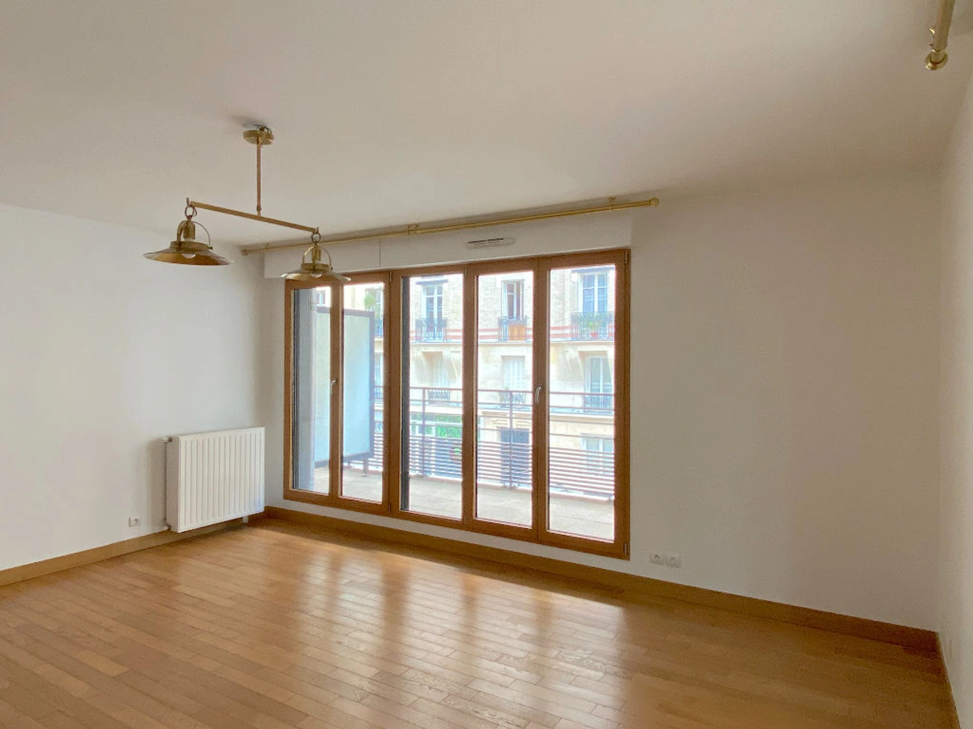 F4 loué vide - Paris XV - Rue Saint-Charles 3