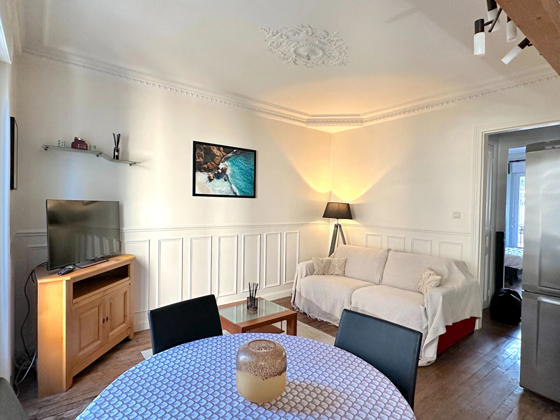 F2 meuble - Paris XV - Rue de l'Eglise 2