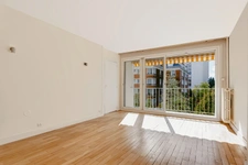 PARIS 15E - LOURMEL VARET 2
