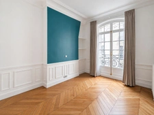 PARIS 15E - COMMERCE 5