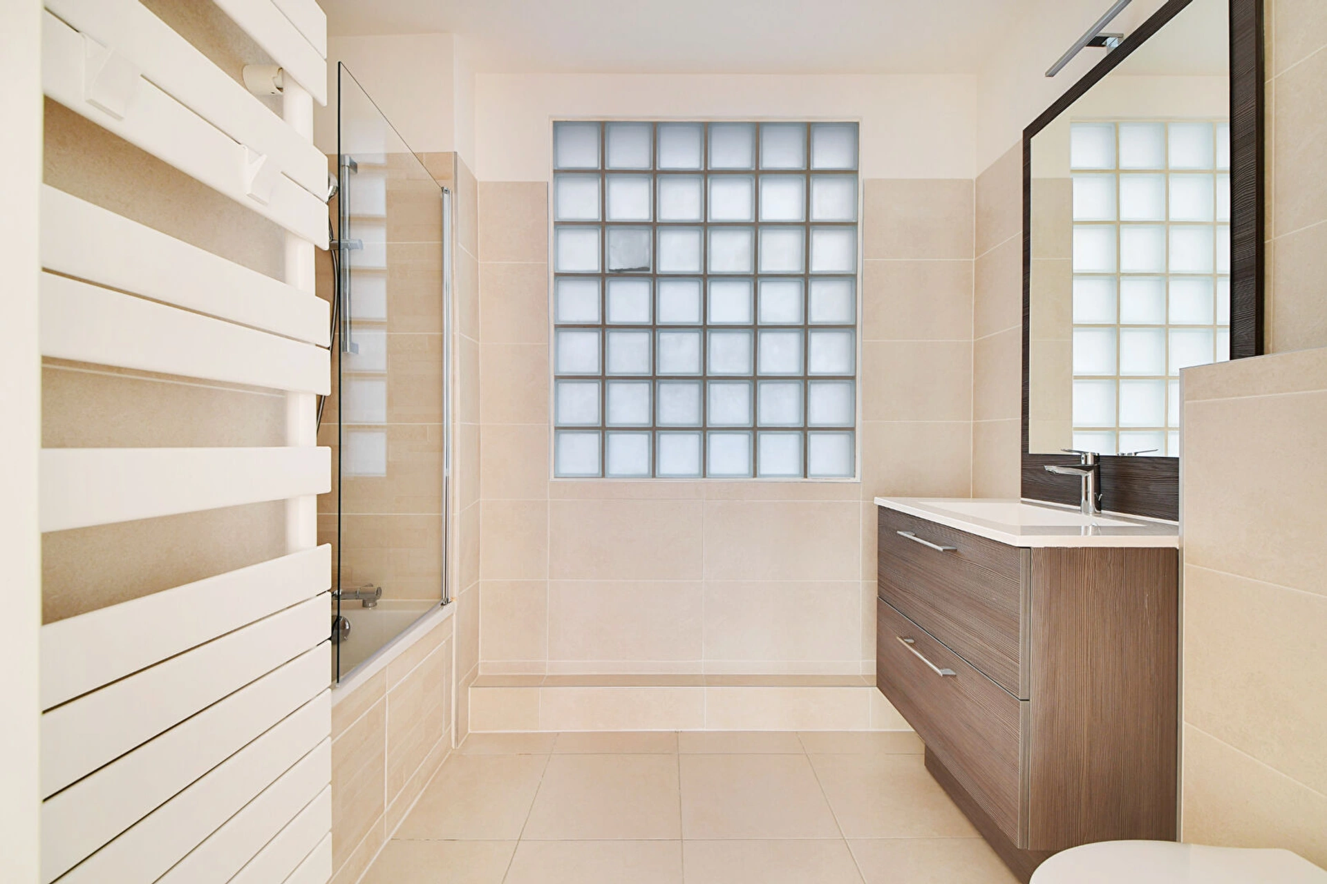 PARIS 15E - SAINT CHARLES 9