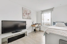 PARIS 15E - SAINT CHARLES 8