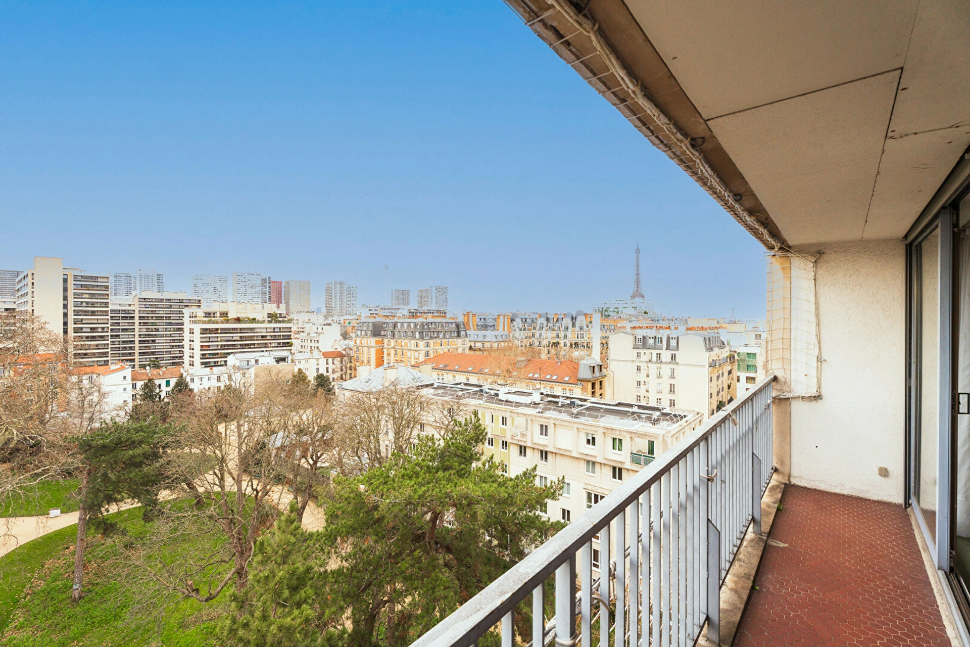 PARIS 15E - COMMERCE 1