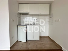 F2 loué vide - Montrouge - Place Jules Ferry 7