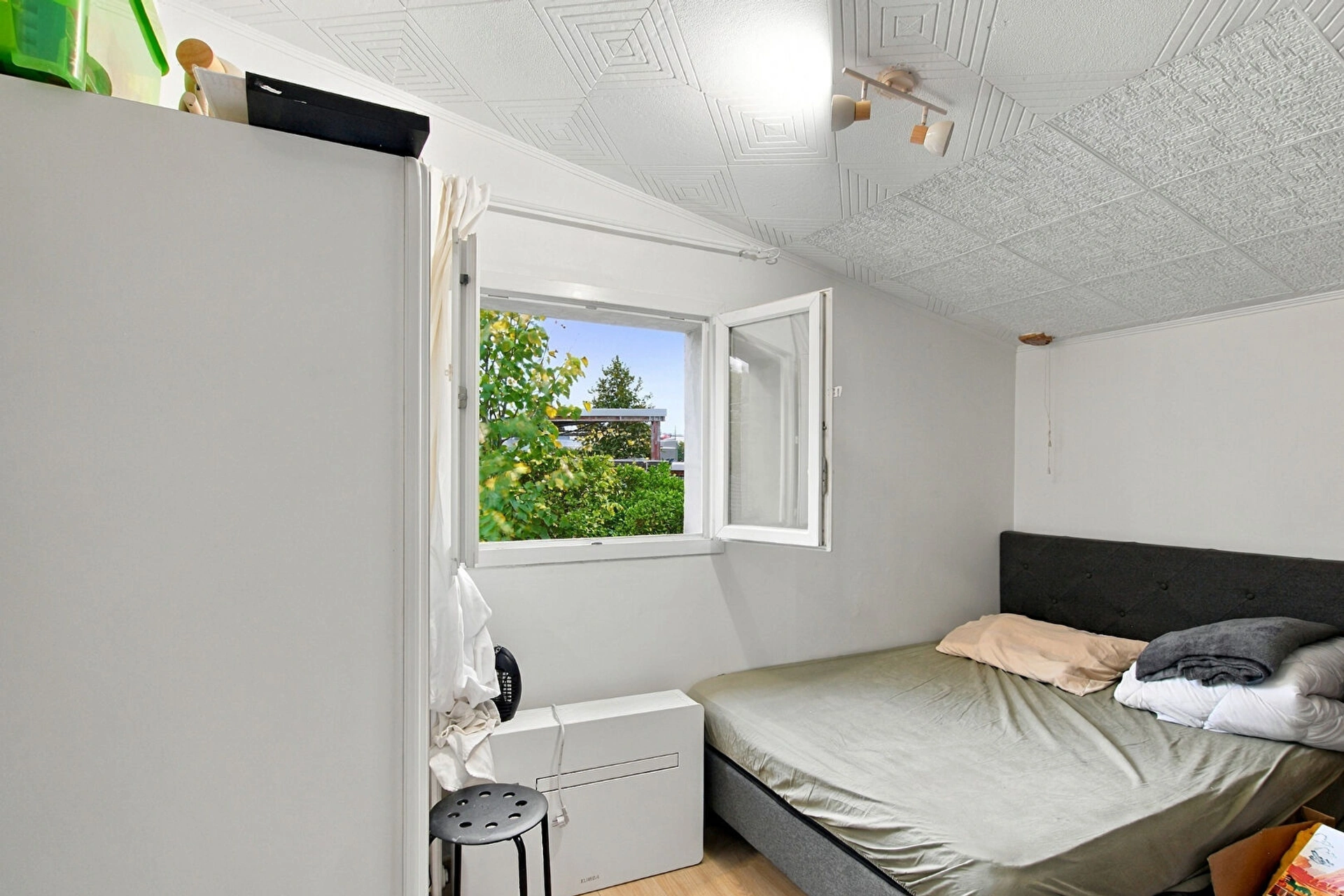 VITRY-SUR-SEINE _ Maison  7 pièces 112 m2 8