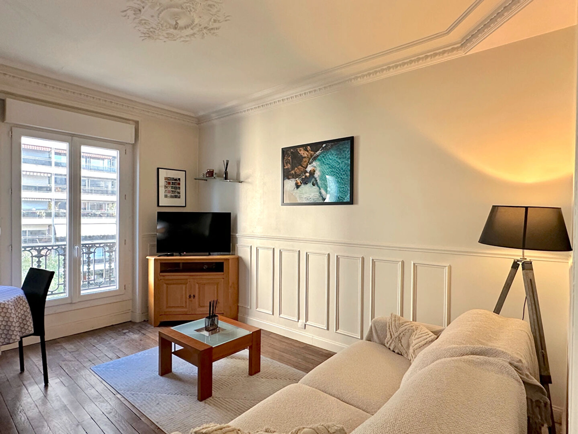 F2 meuble - Paris XV - Rue de l'Eglise 1