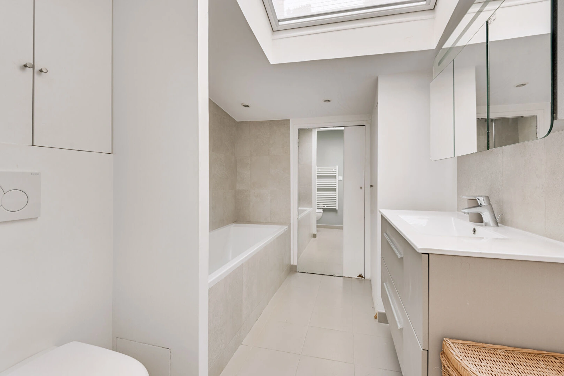 PARIS 15E - COMMERCE 10