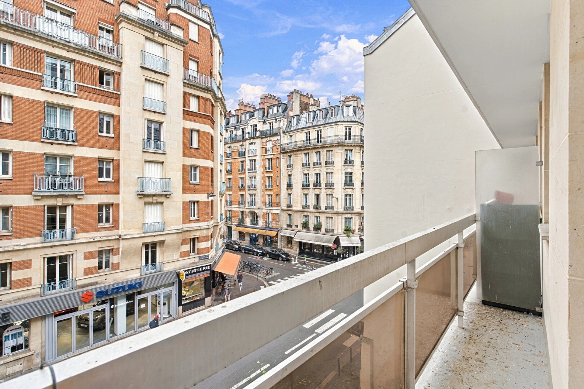 PARIS 15E - CHARLES MICHELS / COMMERCE 8
