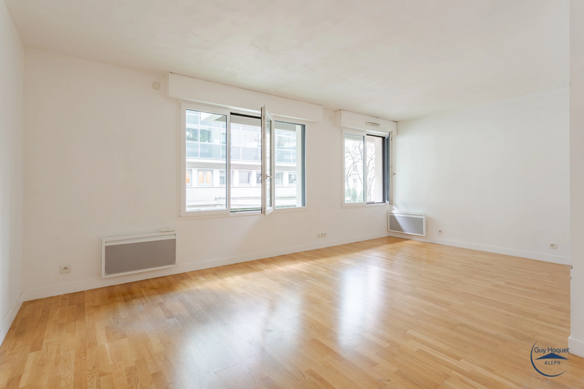 PARIS 15 - RUE ROSENWALD 2