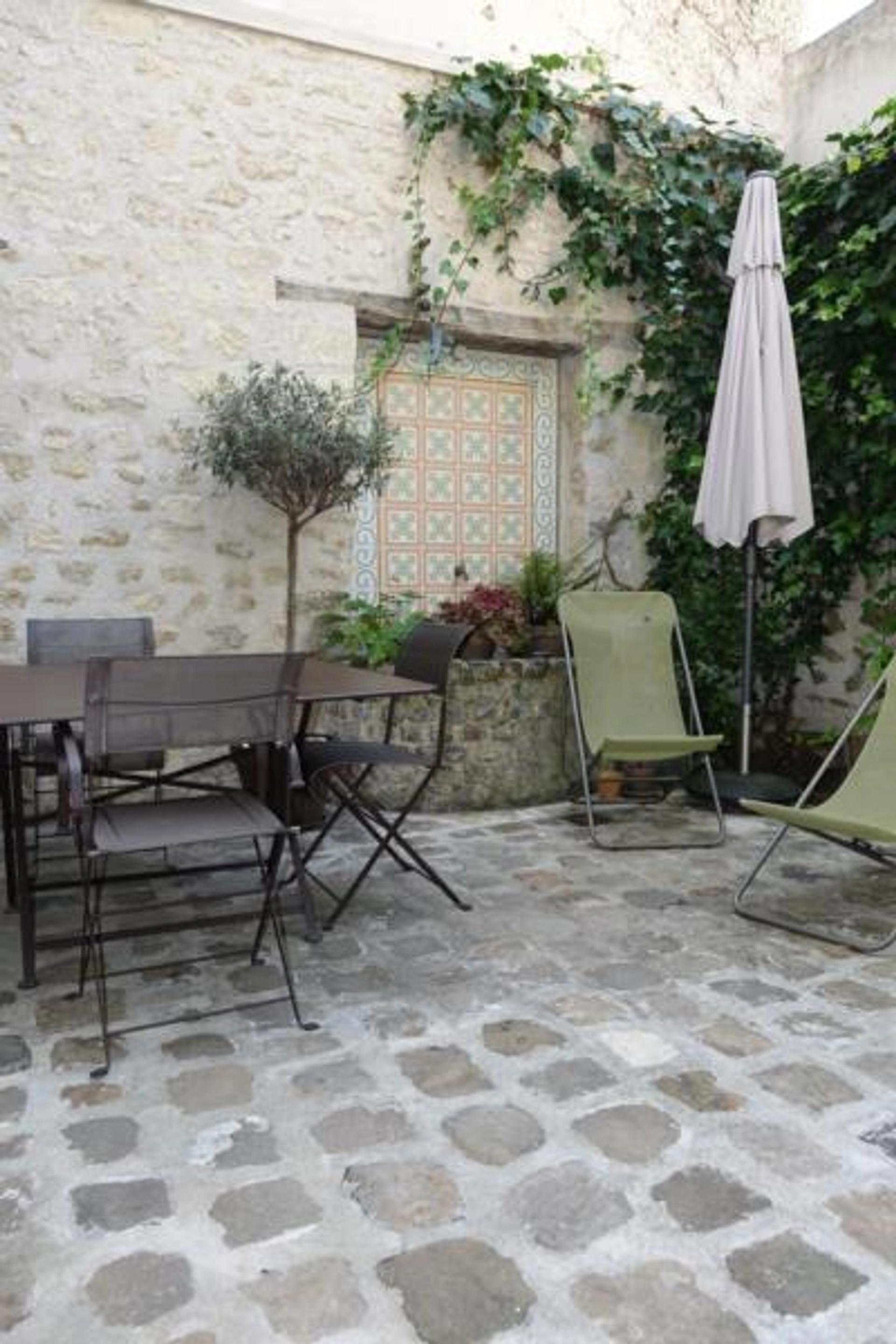 PARIS 15 - RUE FRANCOIS VILLON 7