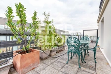 ISSY LES MOULINEAUX -  RUE ELIANE JEANNIN GAREAU 16