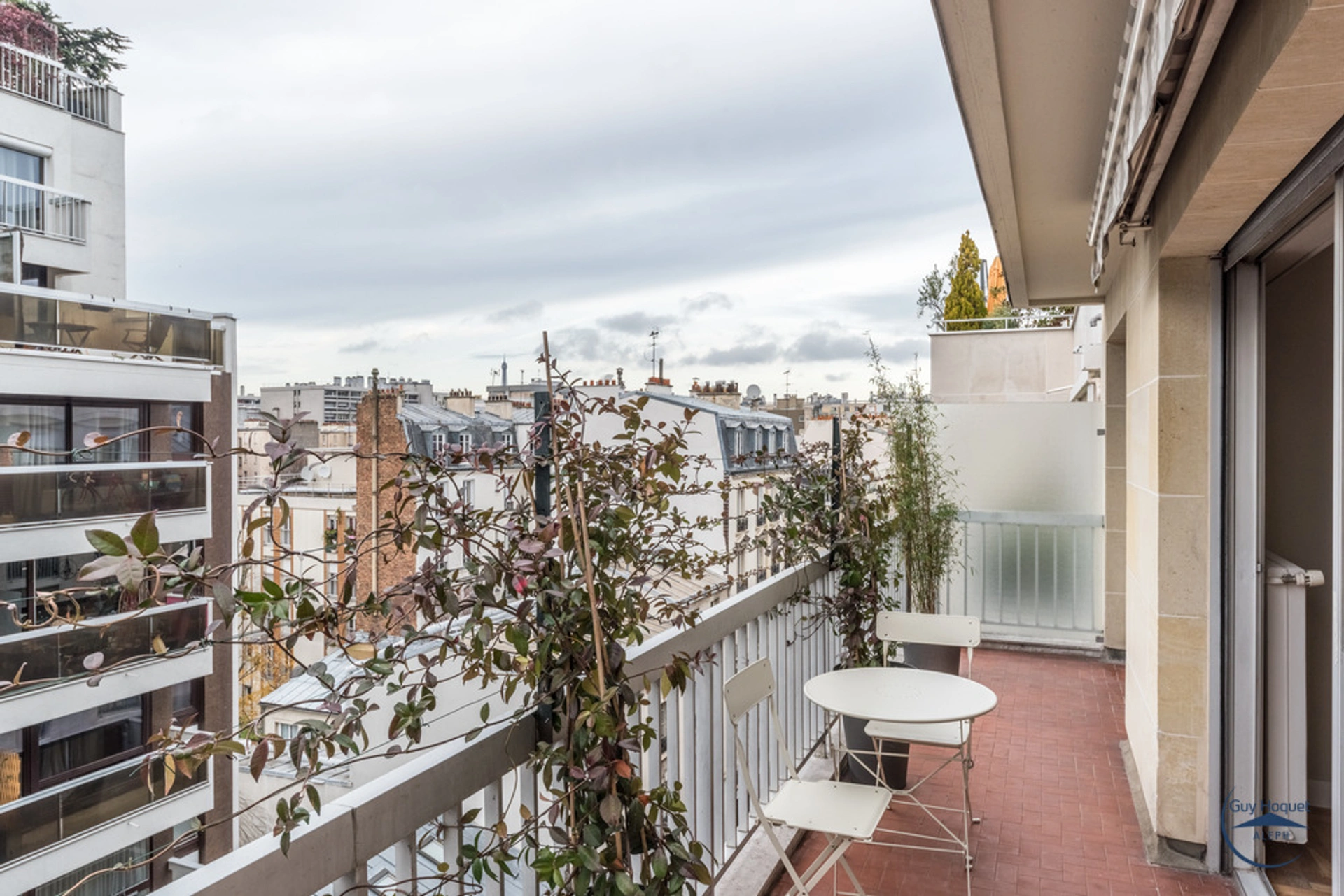 PARIS 15 - RUE ROSENWALD 7