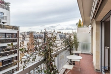 PARIS 15 - RUE ROSENWALD 7