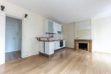 PARIS 15 - RUE JACQUES BAUDRY 2