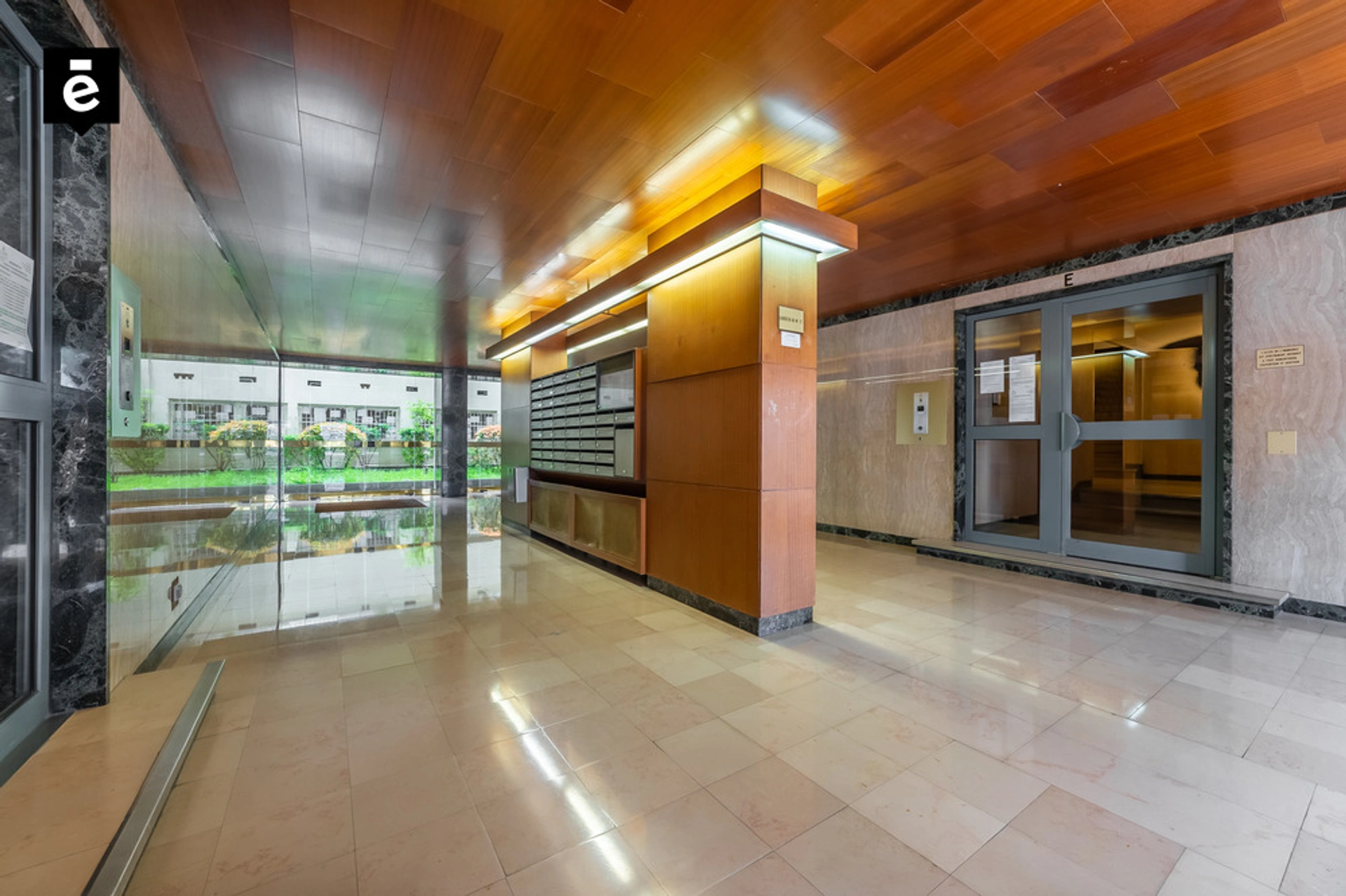 PARIS 13 - RUE VERGNIAUD 8