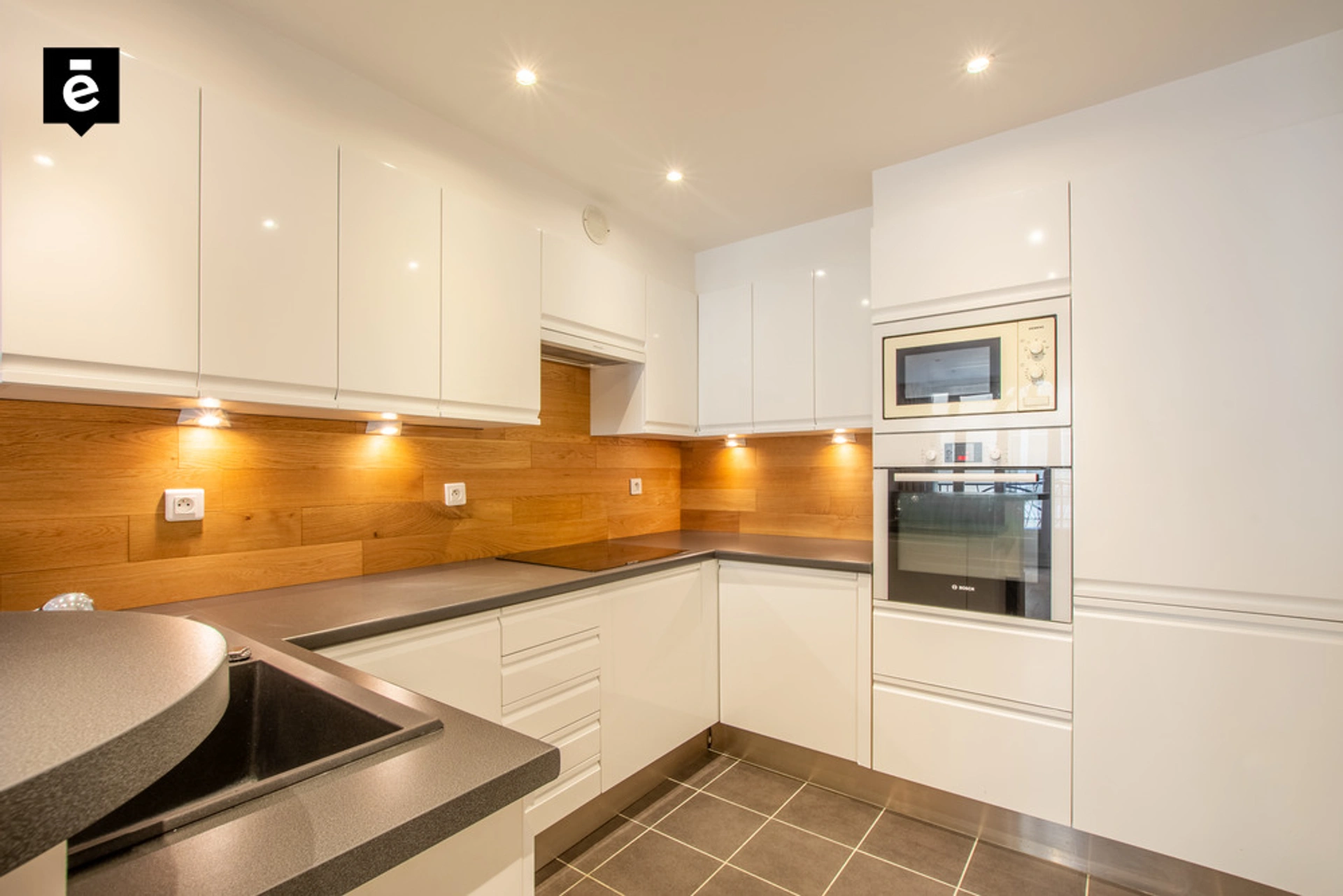 PARIS 15 - RUE DOMBASLE 3