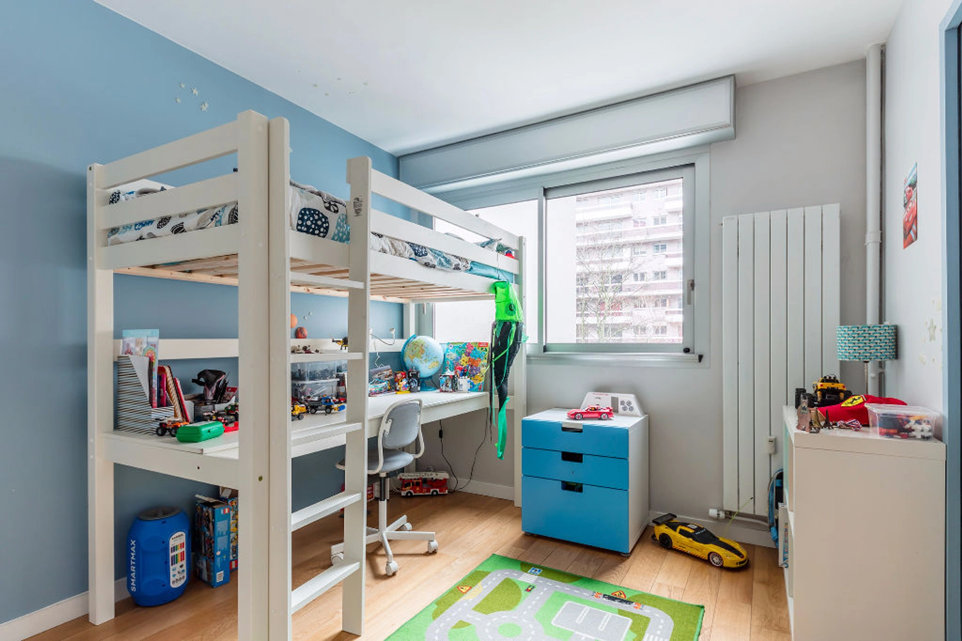 PARIS 15 - RUE ROSENWALD 6