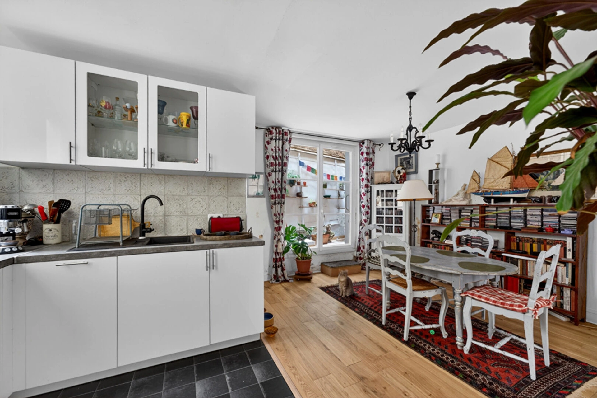 ROCHECHOUART - PARIS 9 1