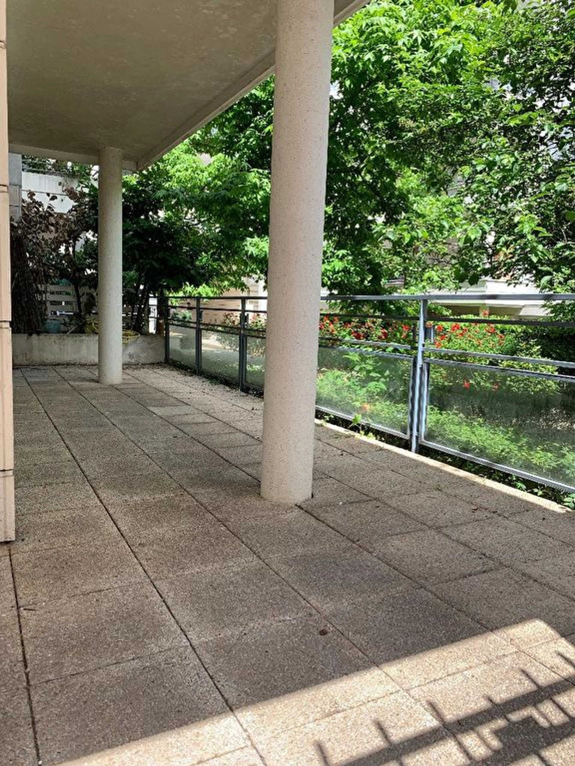 PARIS 15 - RUE DU SOMMET DES ALPES 2