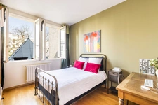 PARIS 15 - RUE JACQUES BAUDRY 2