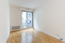 PARIS 15 - RUE ROSENWALD 5