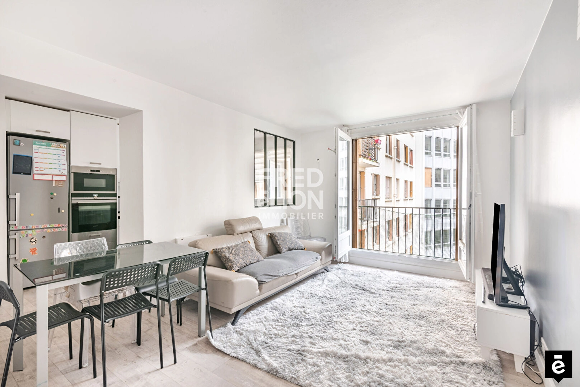 PARIS 15 - RUE LEON DELGRANGE 2